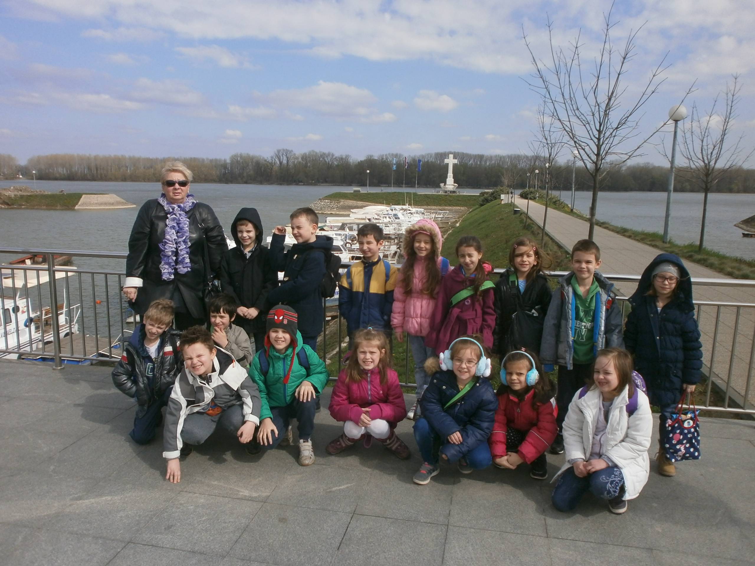 Uenici 1. a razreda na Dunavu